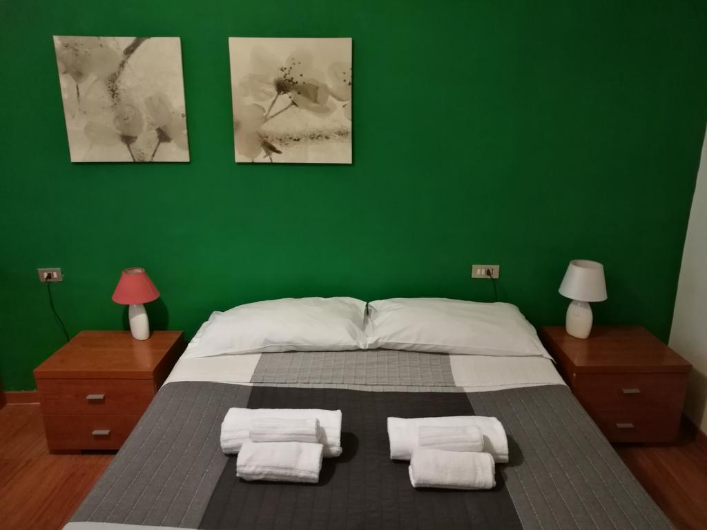 Ares Rooms Roma Quarto foto