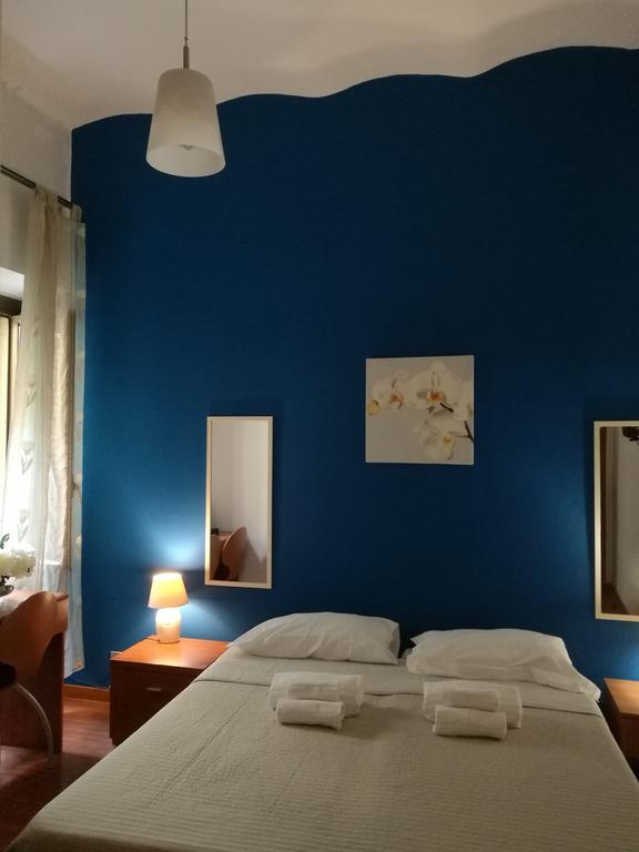 Ares Rooms Roma Quarto foto